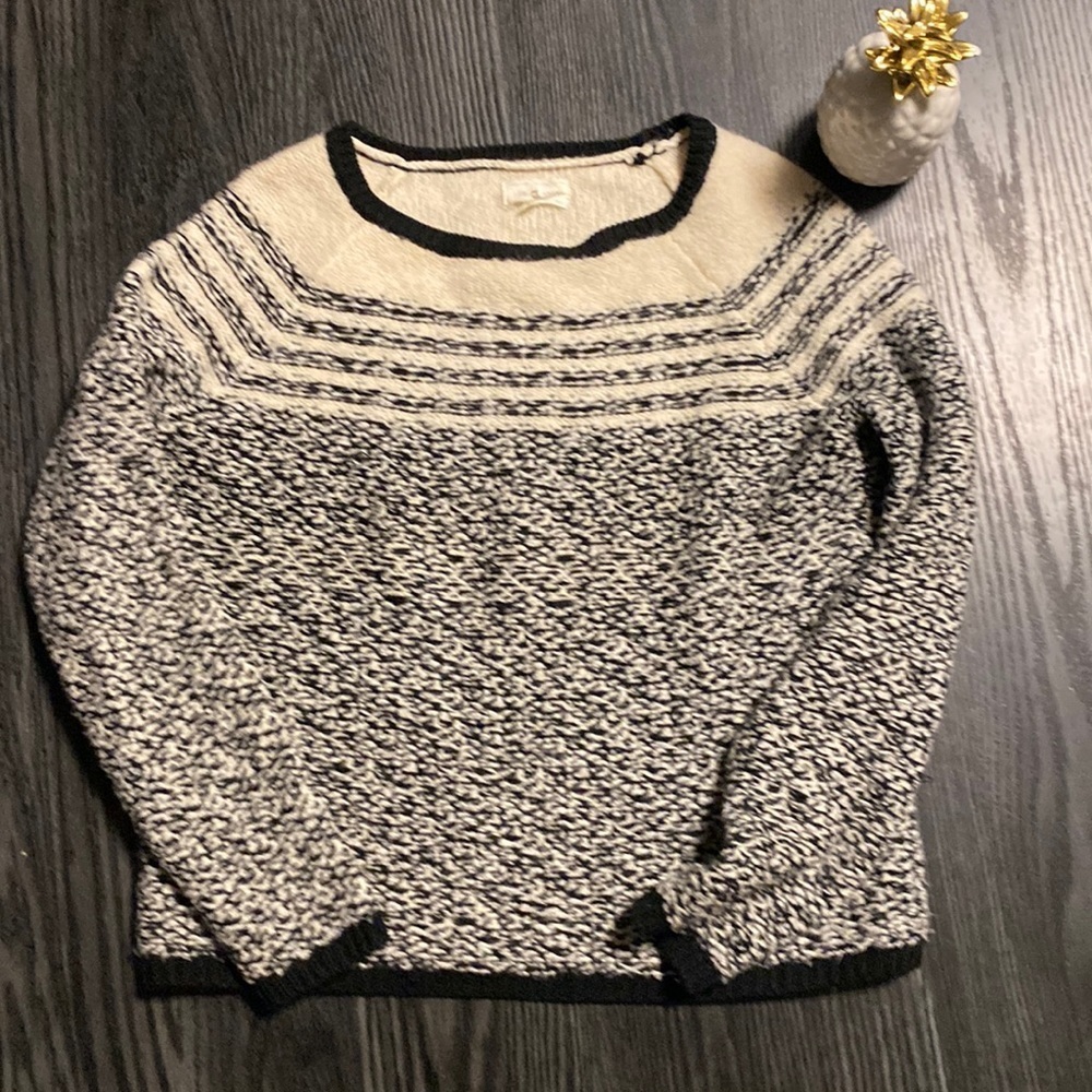 🍍LOU GREY🍍SWEATER 🍍size med🍍
Pit to pit 20”
Length 24”
CR112